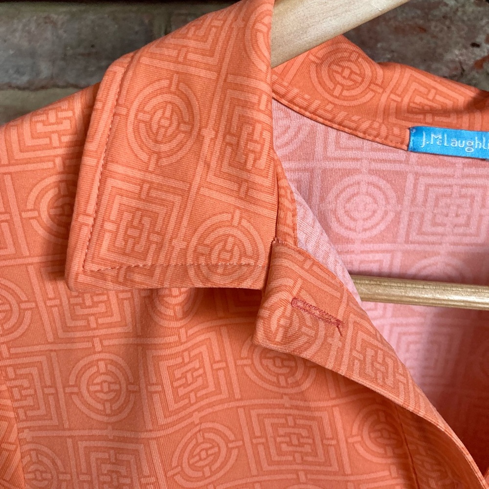 NWT J.McLaughlin Catalina Cloth Coral Geometric 3/4 Gold Button-Front SS Polo S - Picture 7 of 16